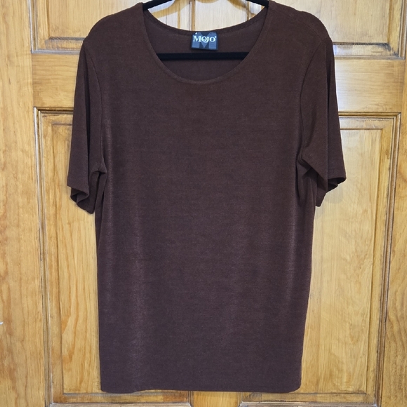 Mojo Moxy Tops - Mojo Moxy Brown Fitted Short Sleeve Tee